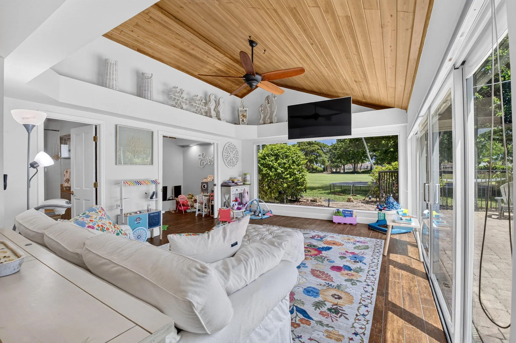 18x14 Florida Room with Vaulted Wood Plank Ceiling