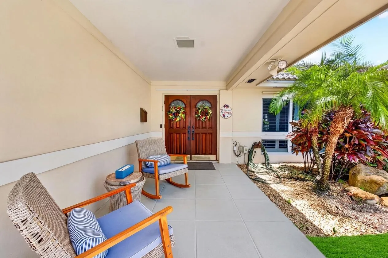 Covered Front Porch | Step-Free Flush Entry