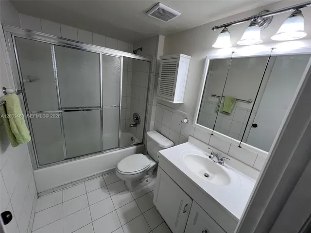 Primary ensuite bathroom
