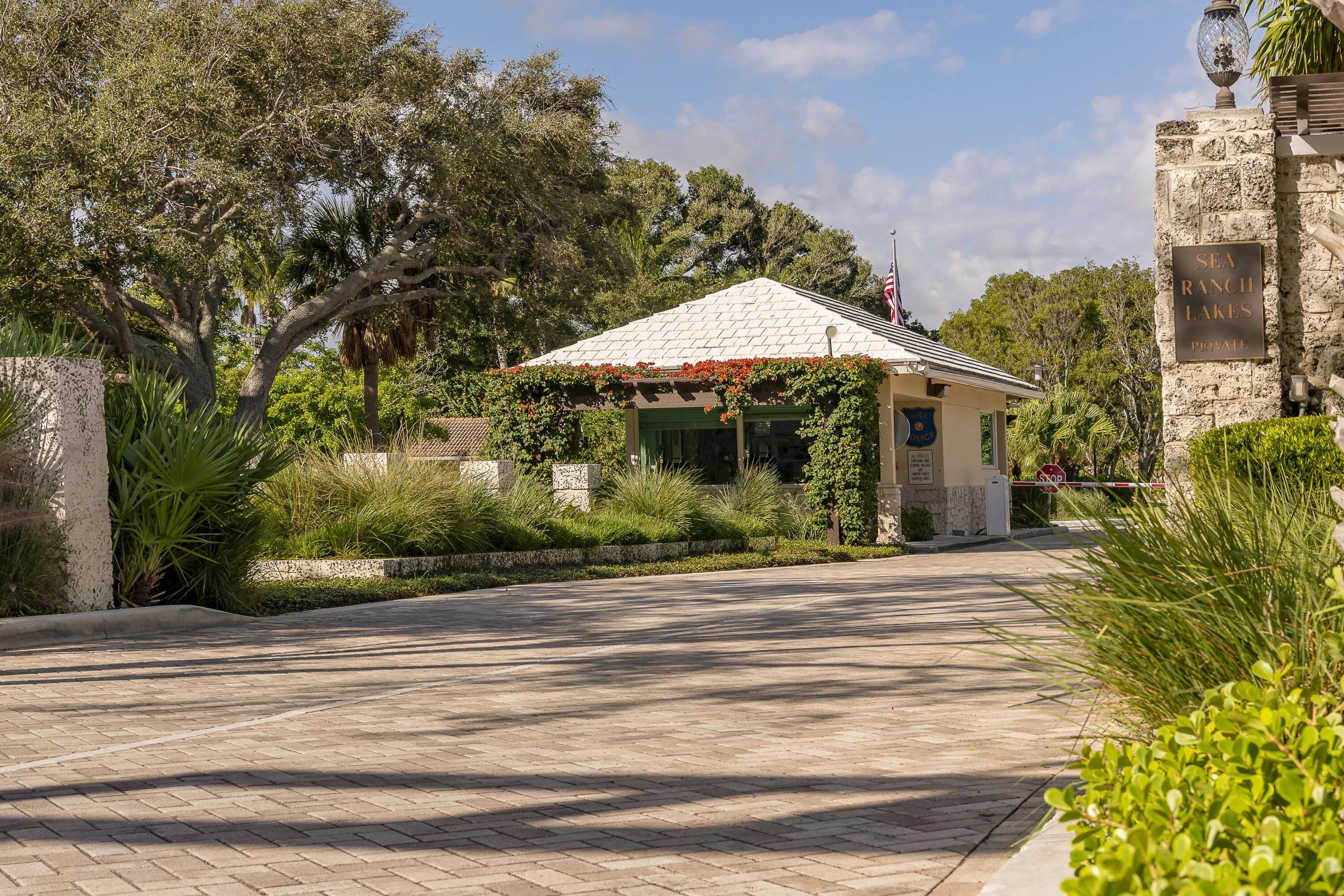 Gatehouse photo