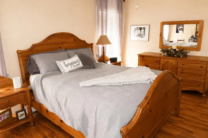 Bedroom 1 - 2