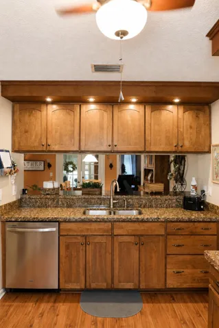 Kitchen 2