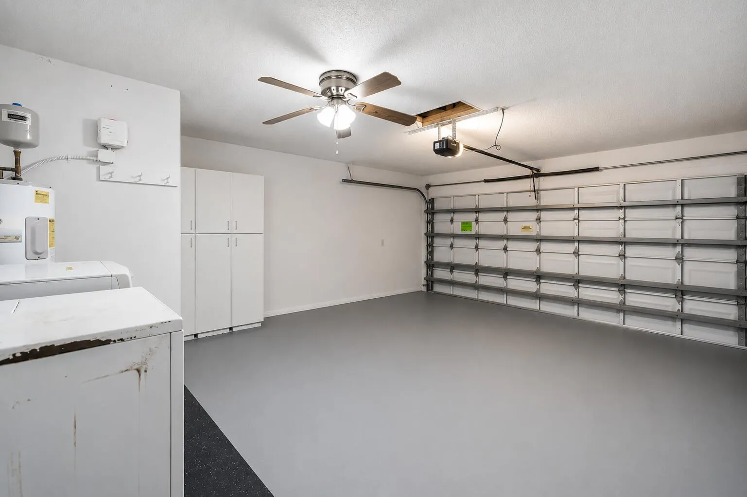 Garage 1