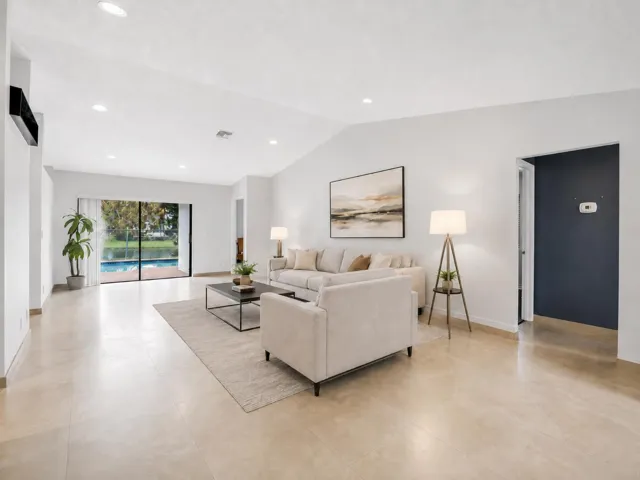 Living Area 1