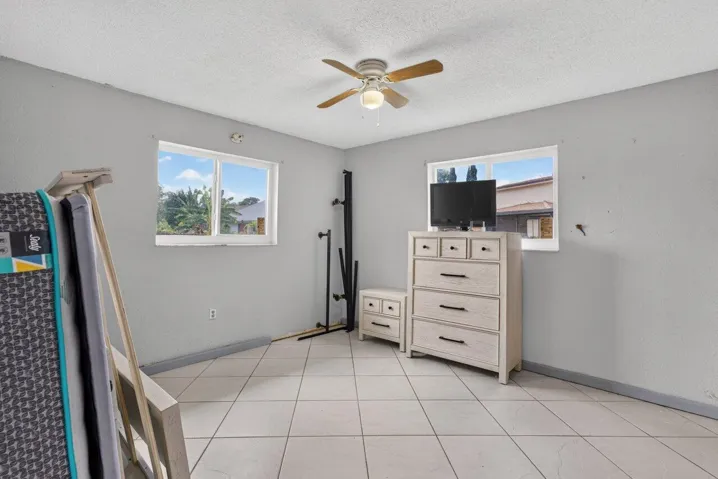 017-2011Southwest99thTerrace-Miramar-FL-