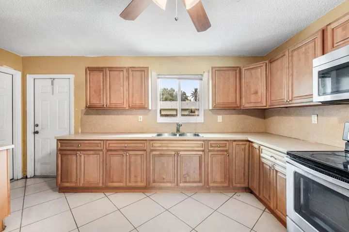 010-2011Southwest99thTerrace-Miramar-FL-