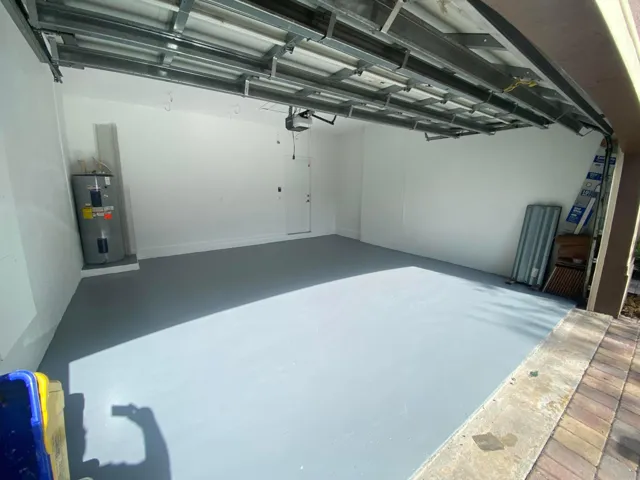 2 Vehicle Garage