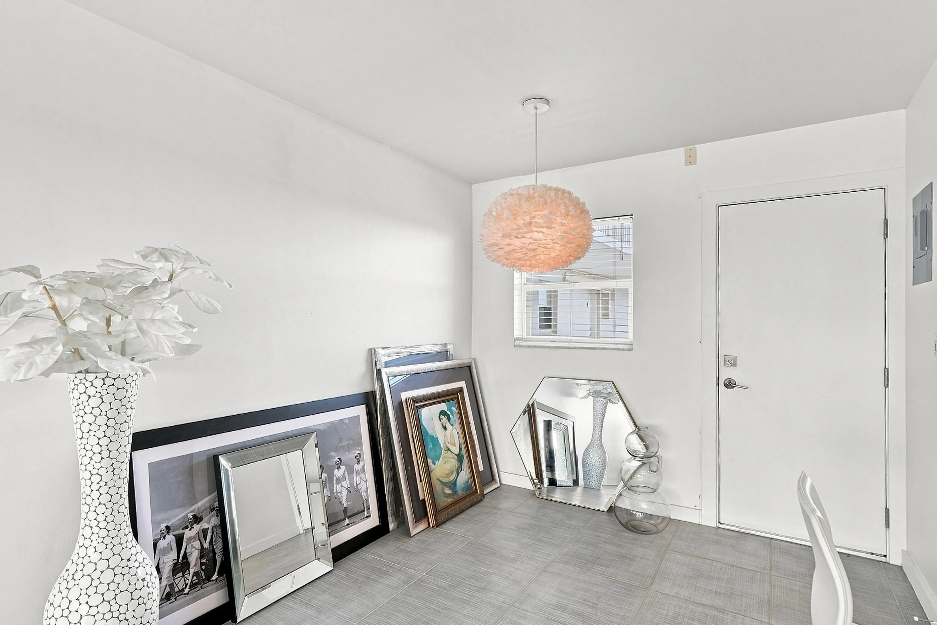 Dining room area