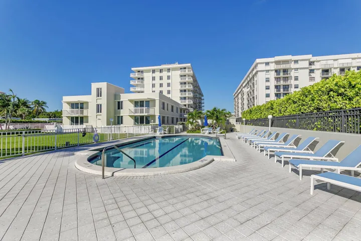 67-web-or-mls-125 S Ocean Mayan Towers (