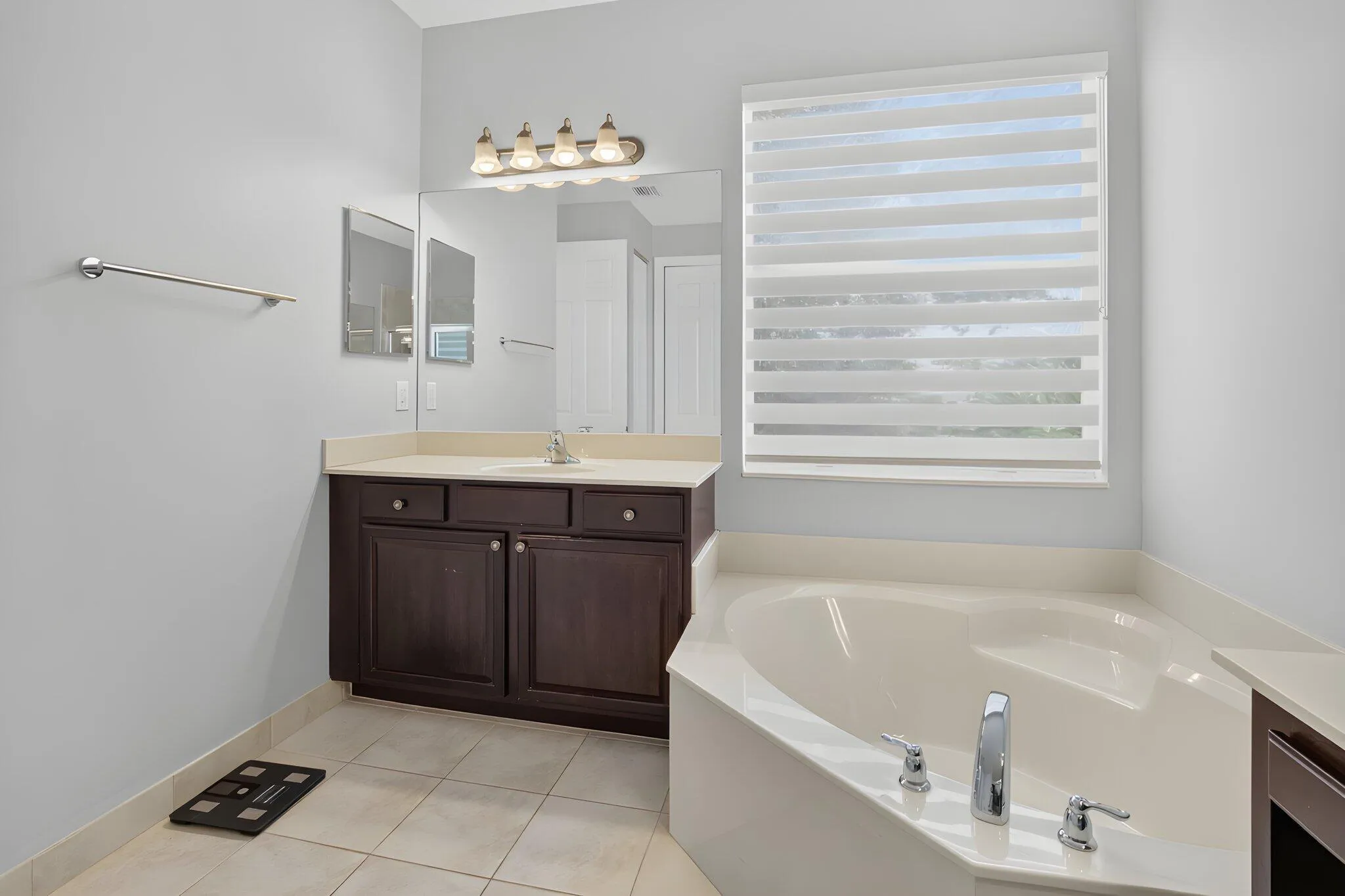 Owners Bathroom