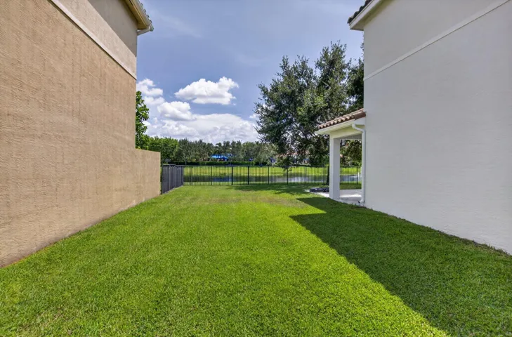 side yard