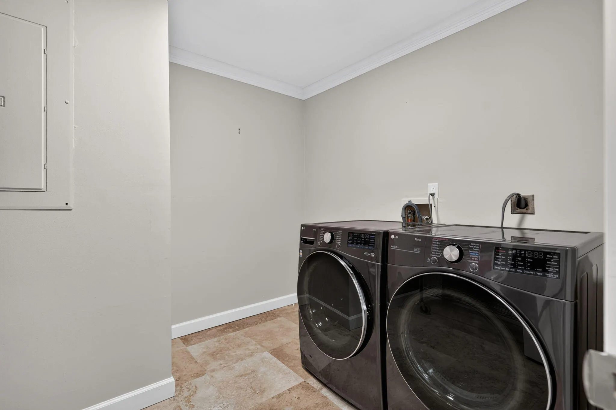 Property photo 37