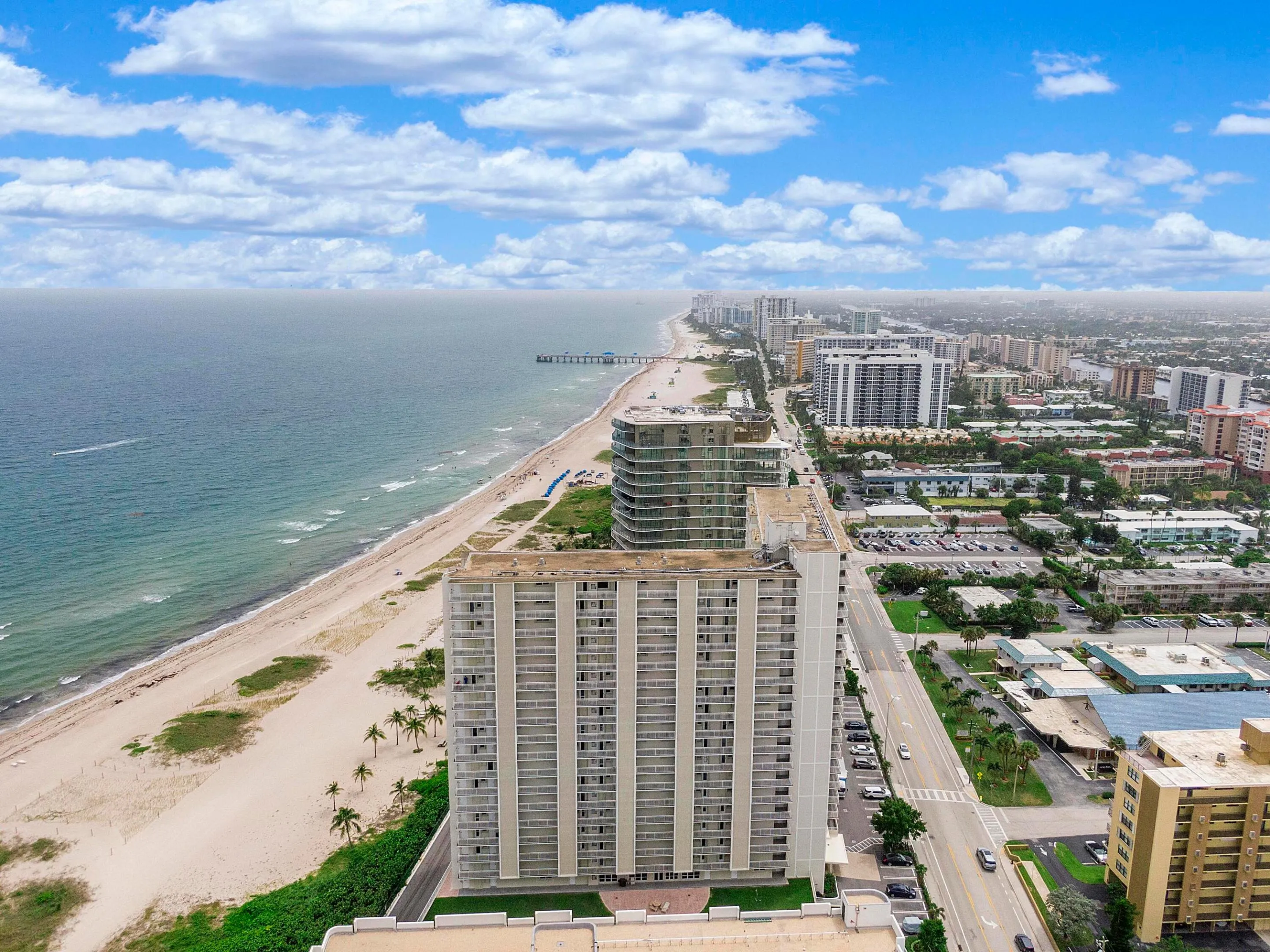 750_N_Ocean_Blvd_U1403_43