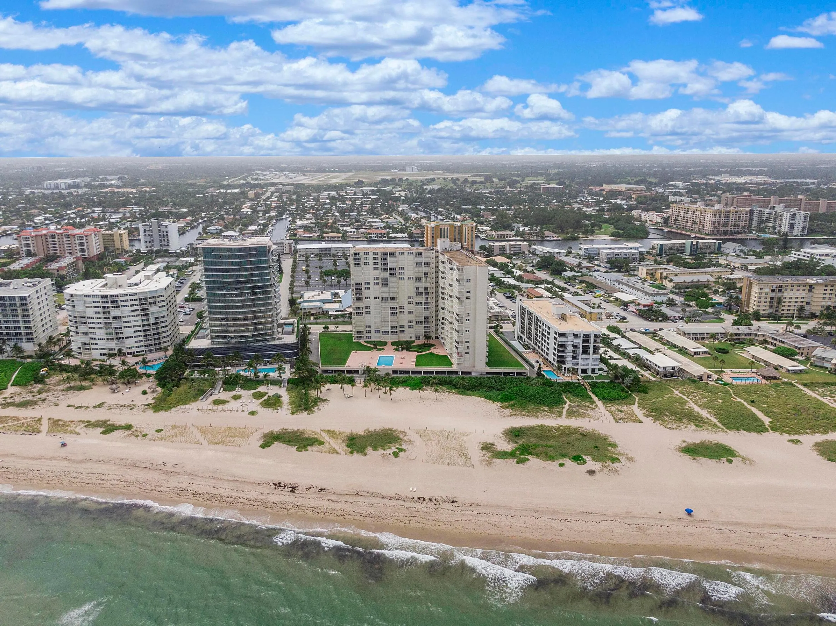 750_N_Ocean_Blvd_U1403_37