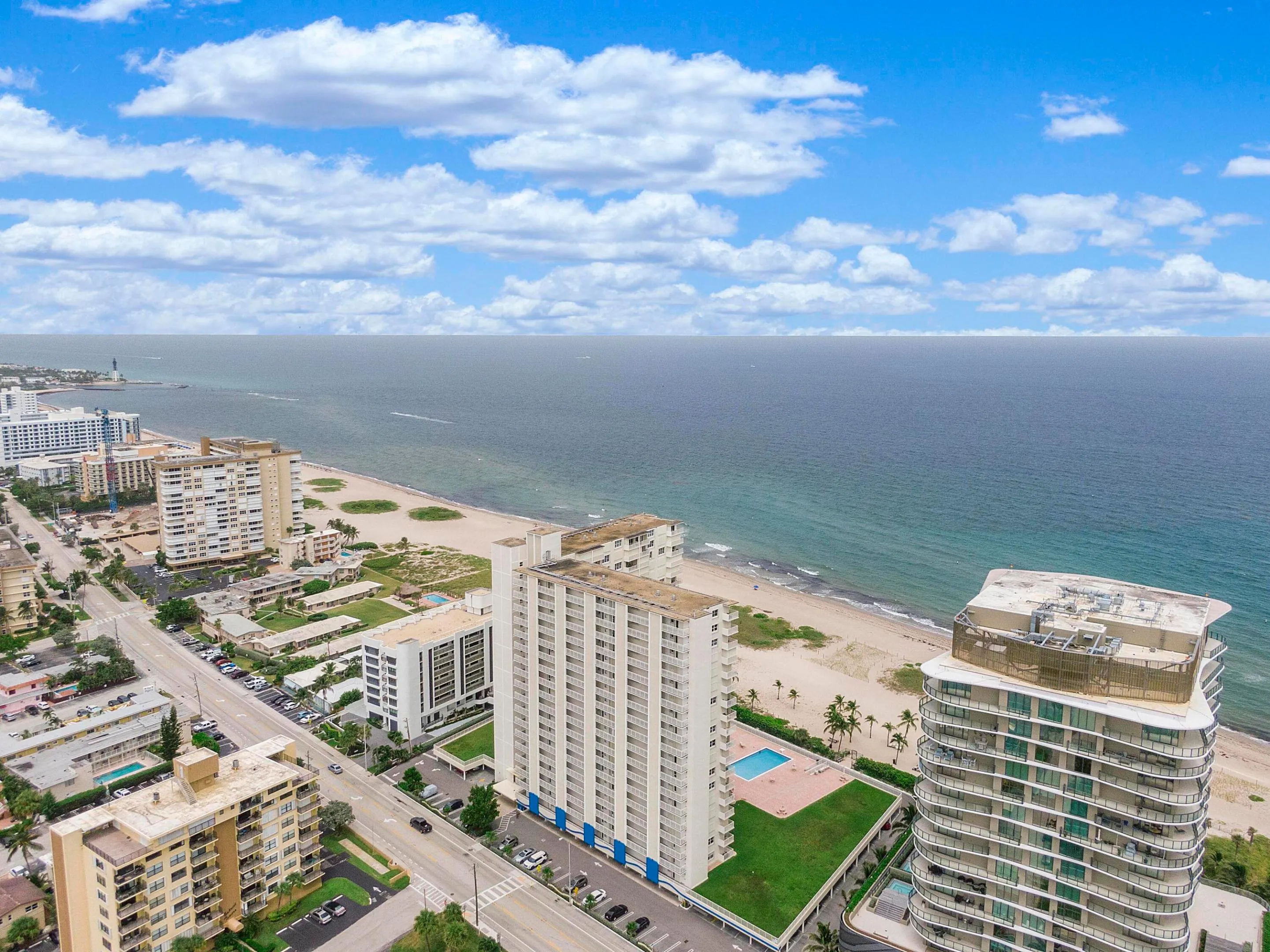 750_N_Ocean_Blvd_U1403_35