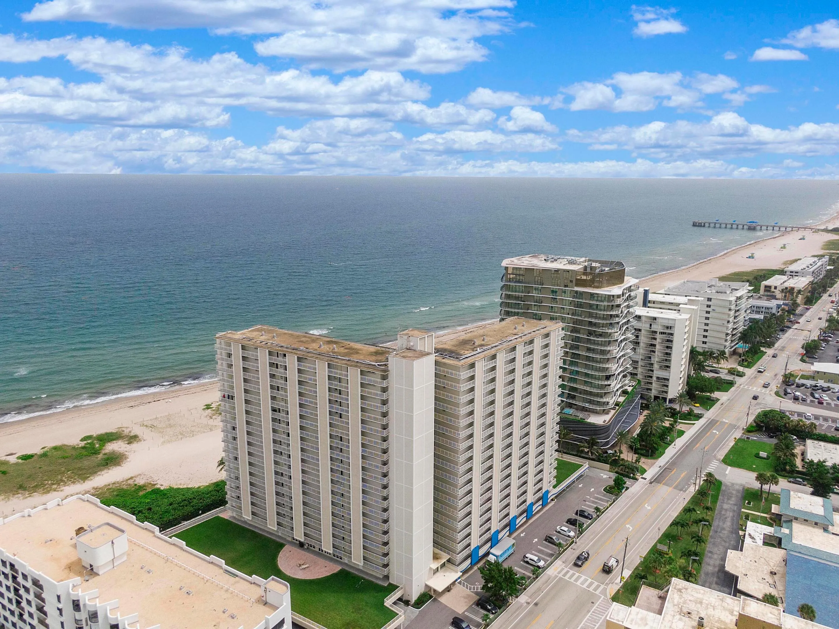 750_N_Ocean_Blvd_U1403_44