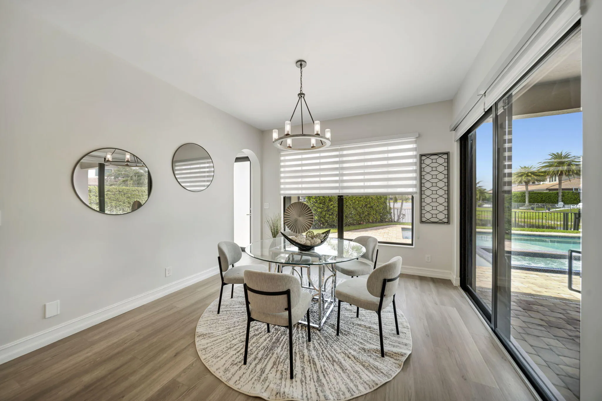 Kitchen area that overlooks pool