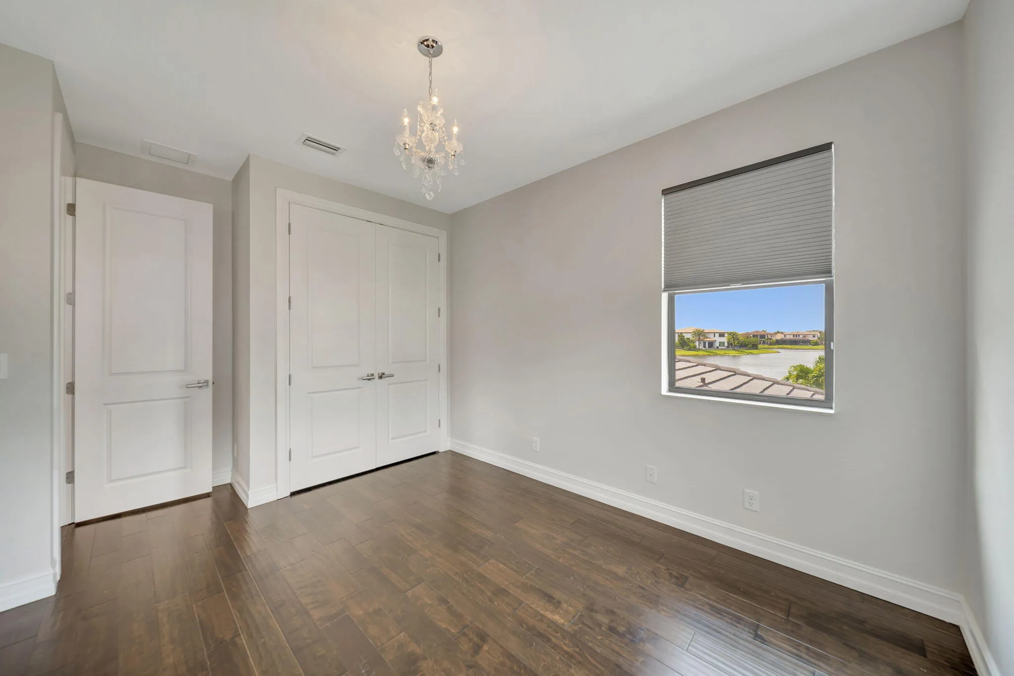 Upstairs Bedroom #4