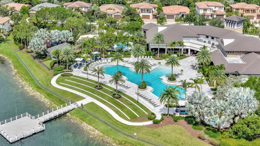 Private floating DOCK off the main clubhouse pool