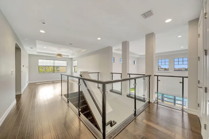 HUGE open loft upstairs