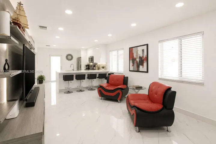 ceramic tile trhroughout