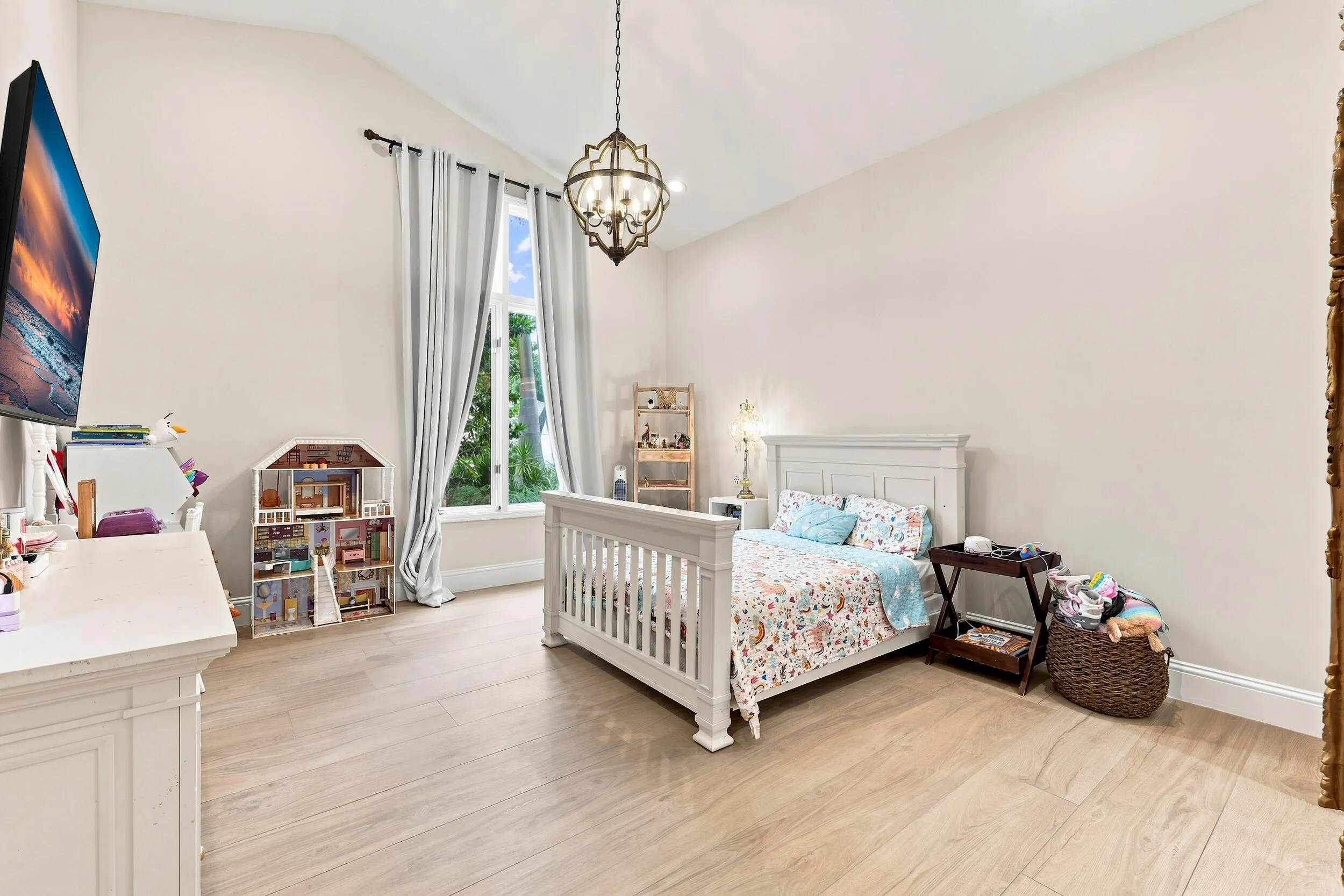 Downstairs Bedroom 2
