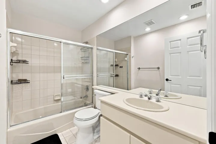 upstairs bathroom