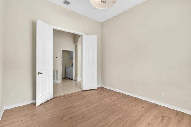 Den/Bedroom 3