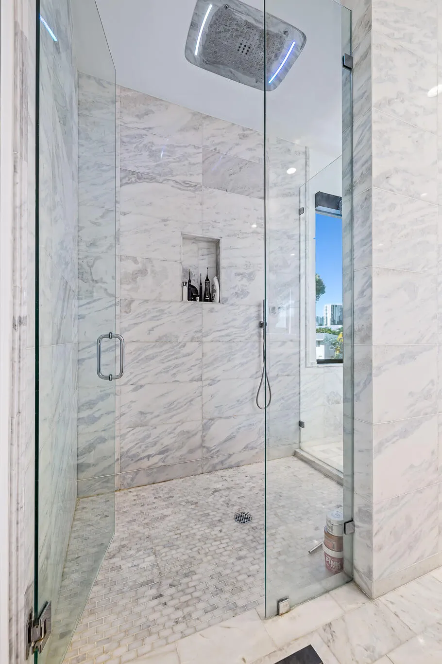549 NE 10th Ave Fort Lauderdale_MLS-48