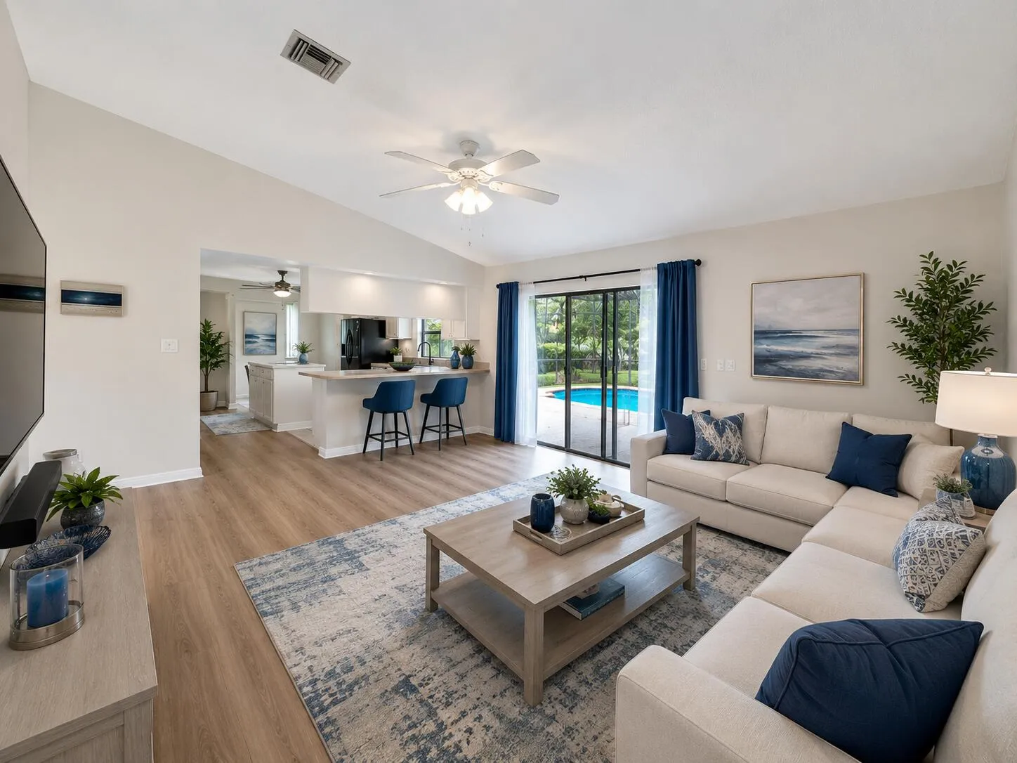 Living room (1)