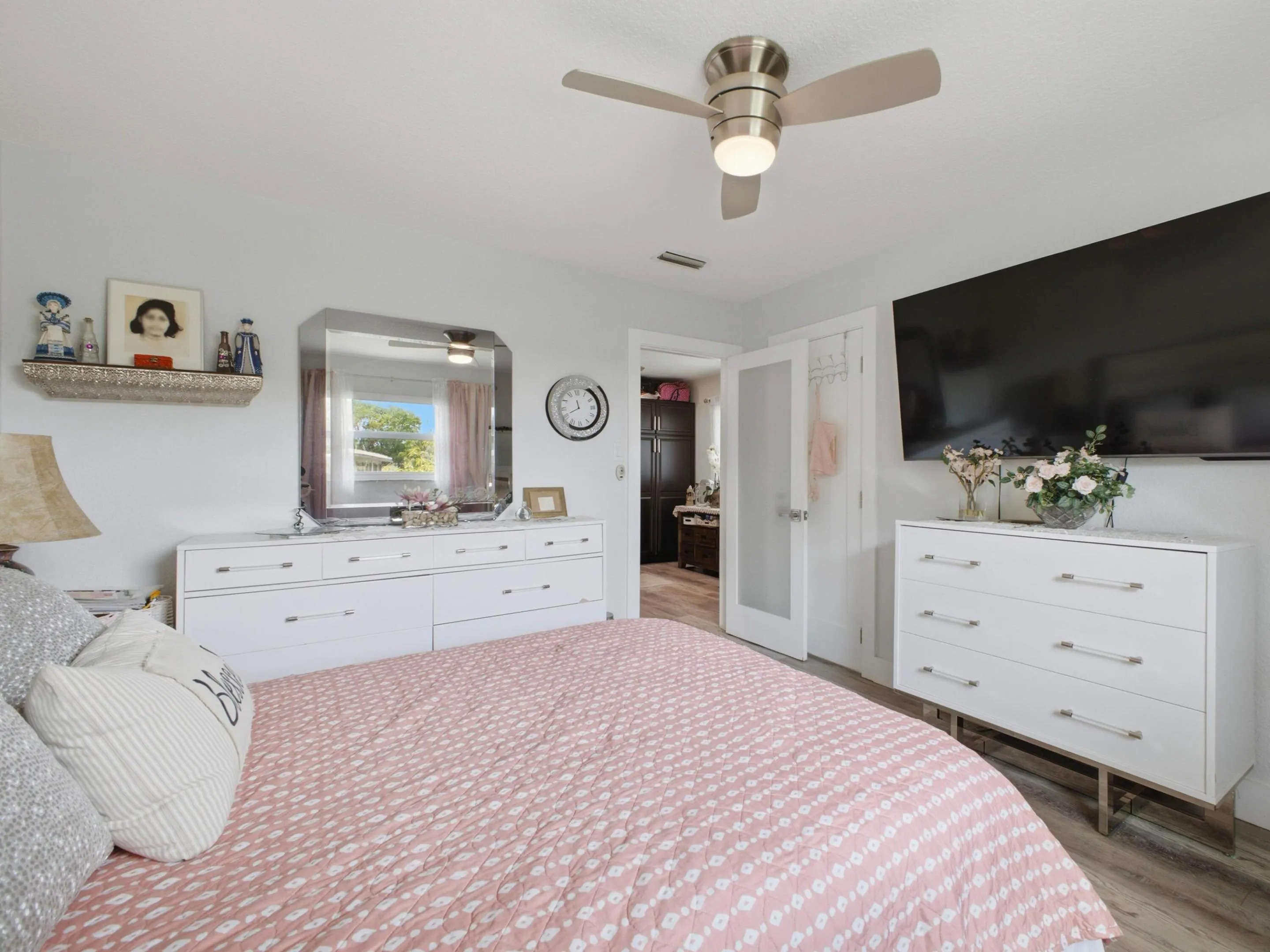 Guest Bedroom 1