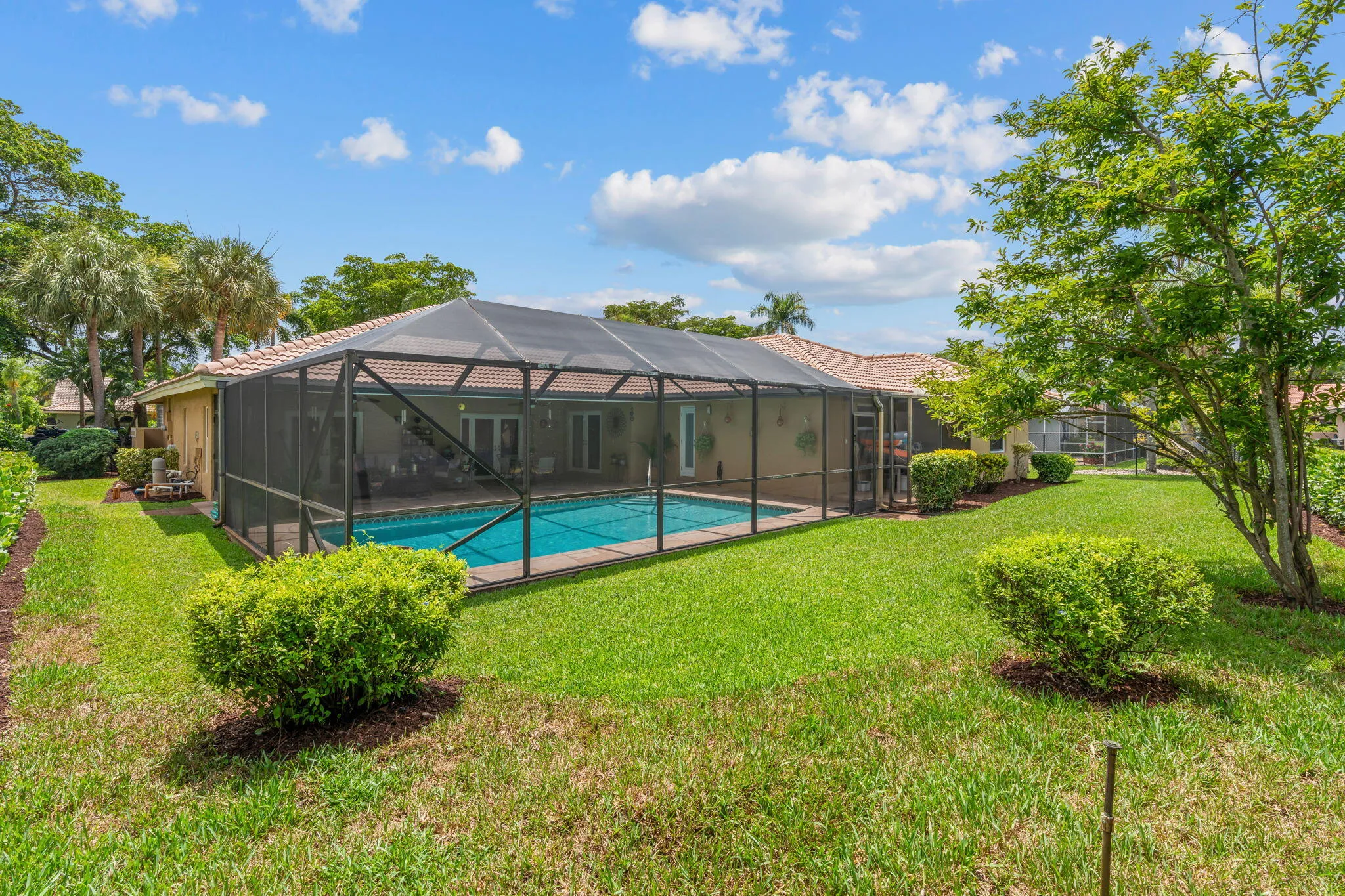 49-web-or-mls-8663 NW 50th Dr Coral Spri