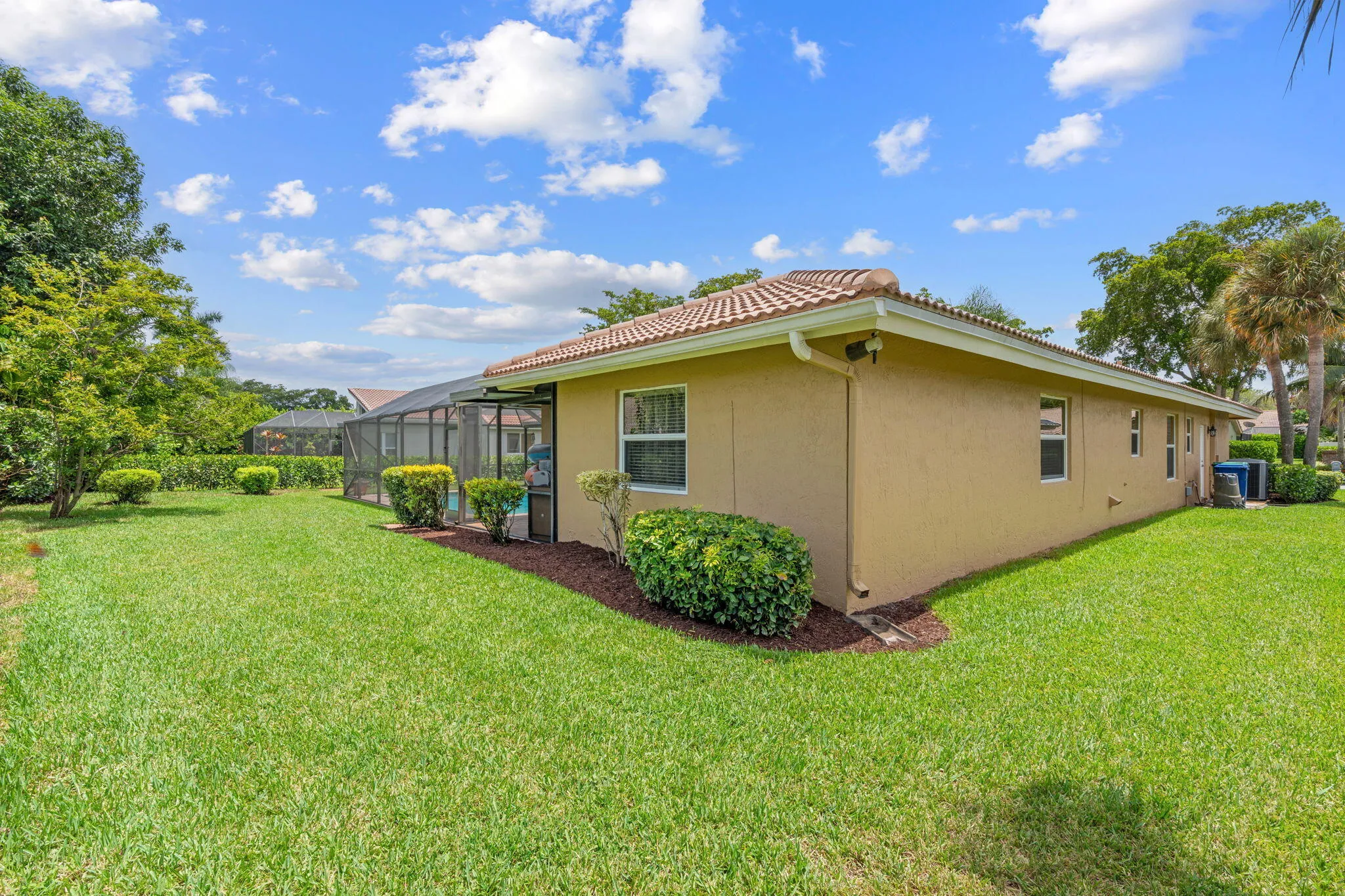 48-web-or-mls-8663 NW 50th Dr Coral Spri