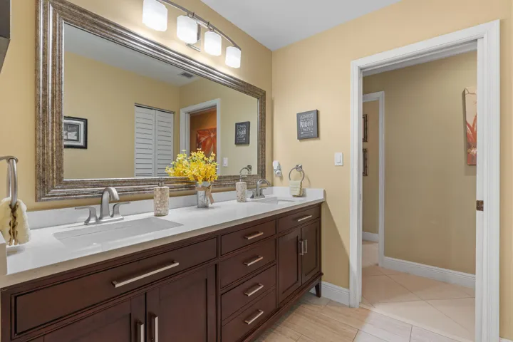 10-web-or-mls-8663 NW 50th Dr Coral Spri