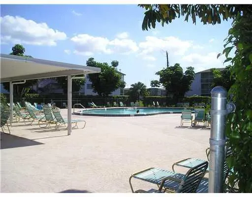 WOLVERTON D - POOL