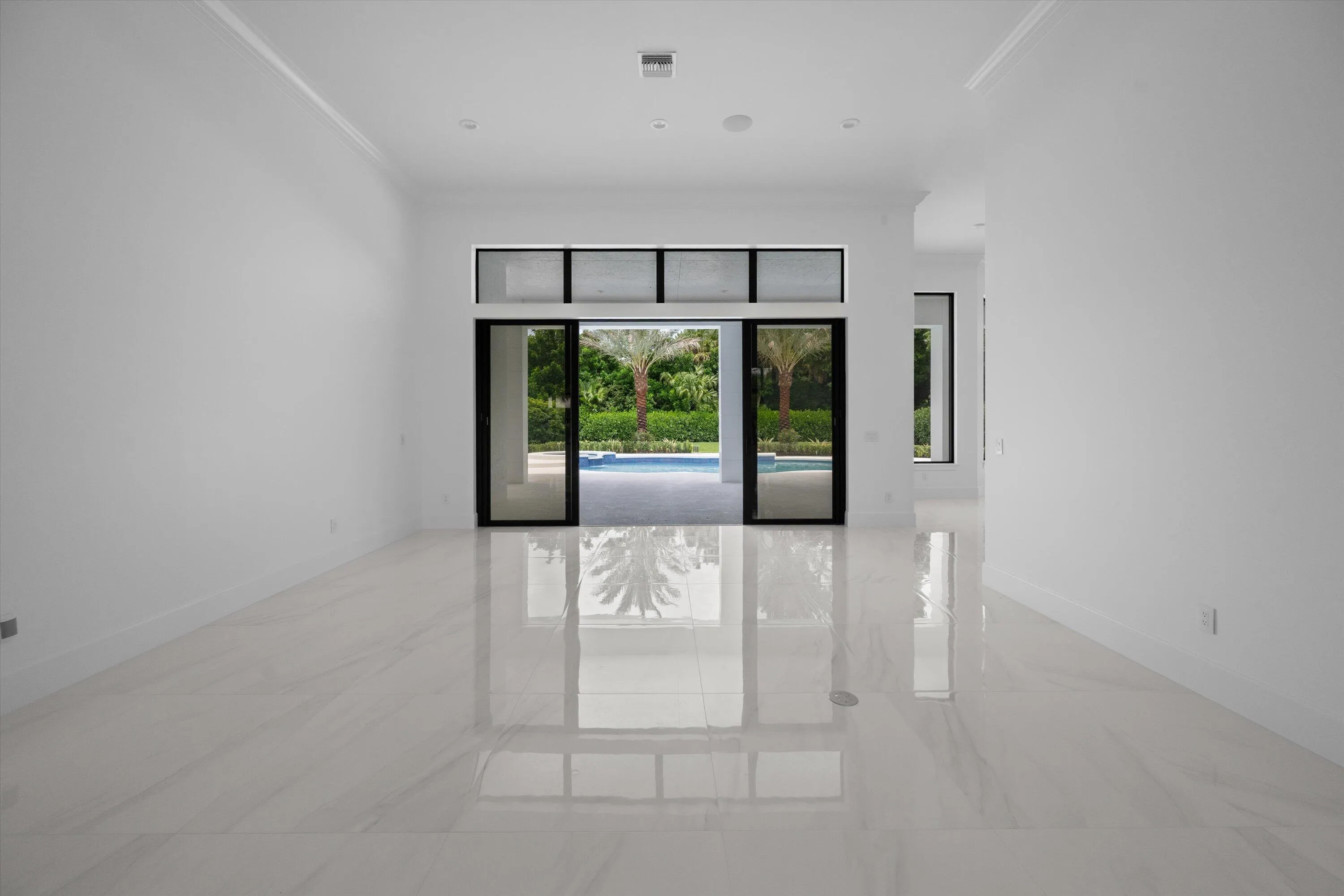 Living Rm opening to Patio