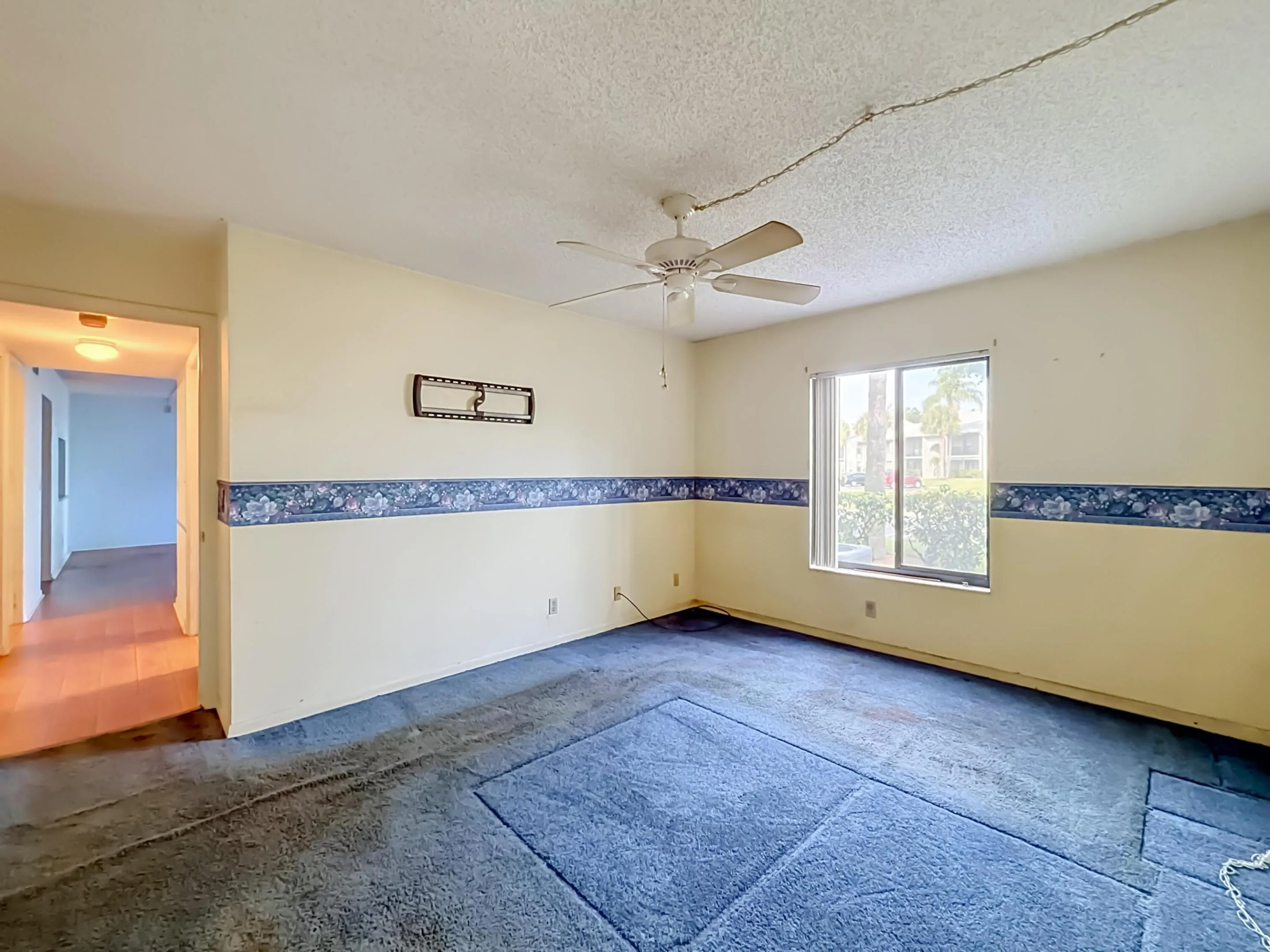 1104 Green Pine Boulevard #E1-39