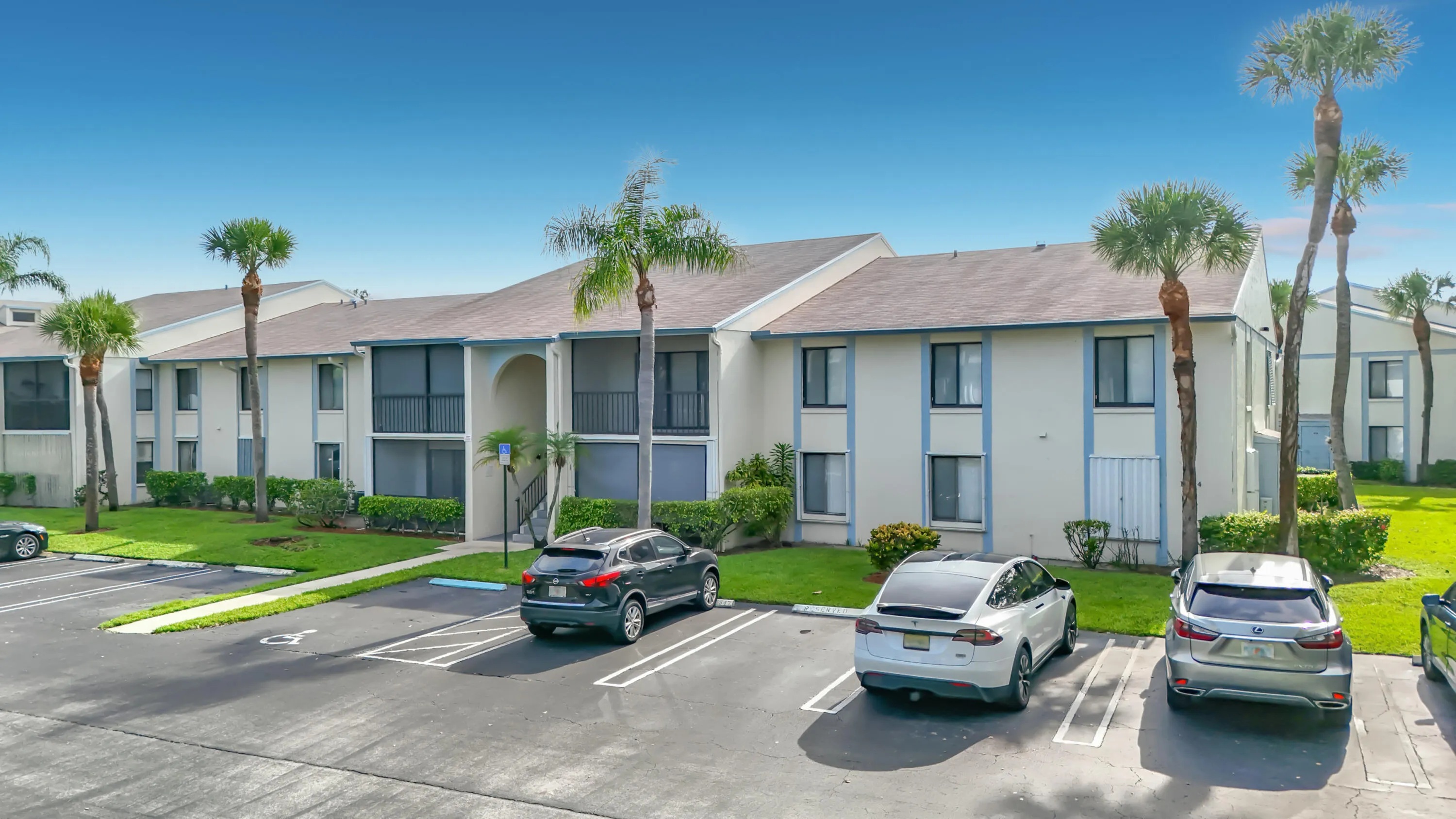 1104 Green Pine Boulevard #E1-7