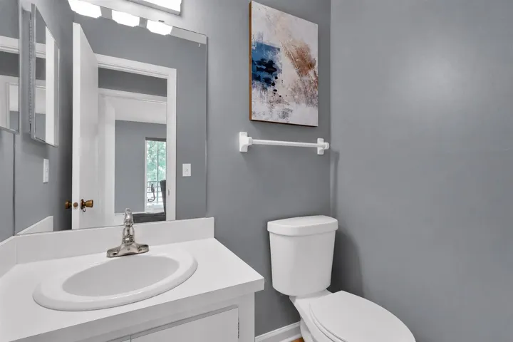 AI Half Bath