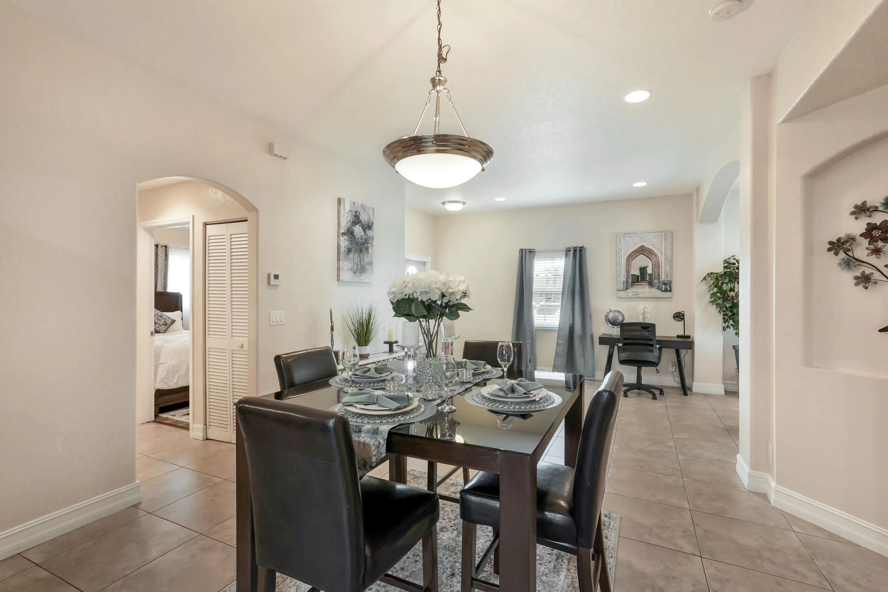 12-3021 NW 21st Court-12