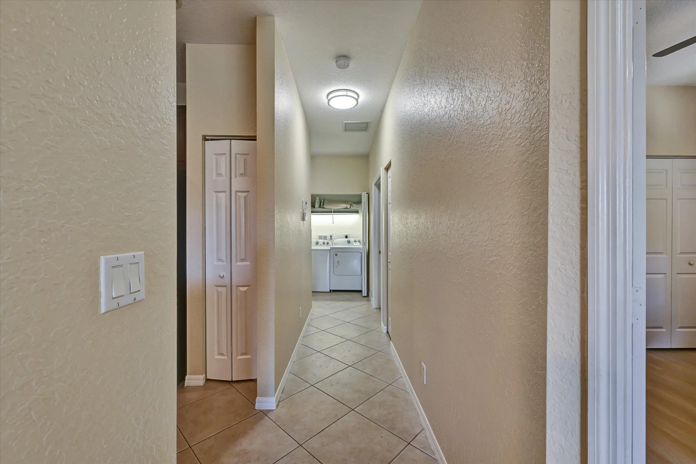 20--4870 Bonsai Cir-20