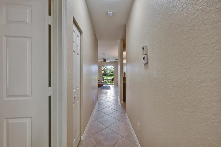11--4870 Bonsai Cir-11