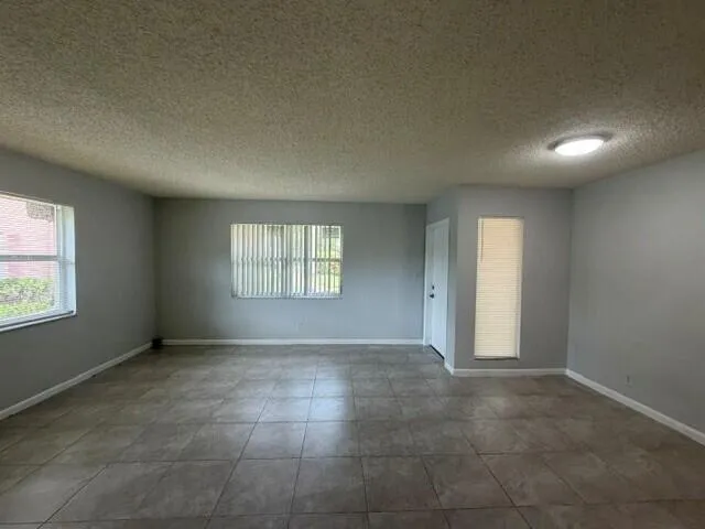 PIC2