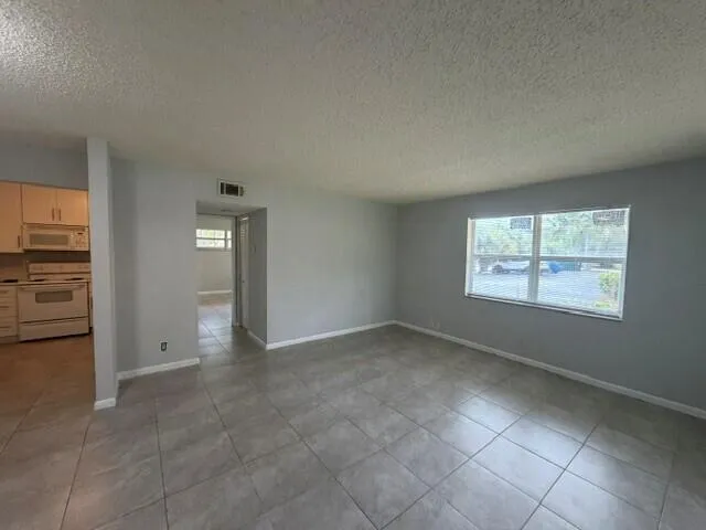 PIC3