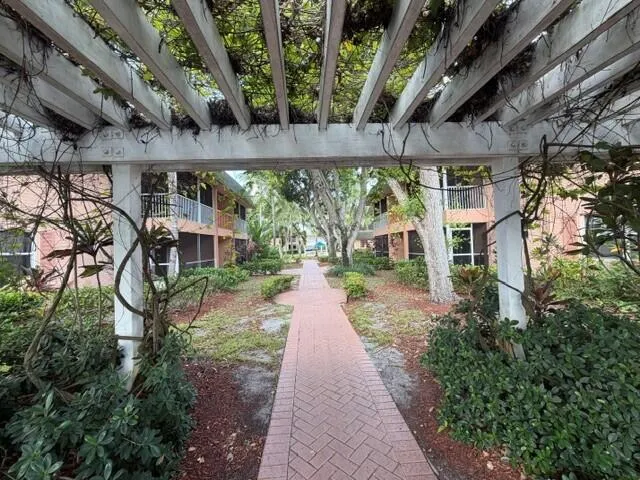 PIC16