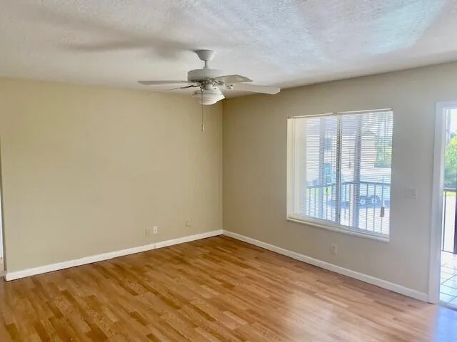 Ceiling fan