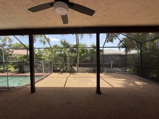 SCREENED PATIO AND POOL WITH ROOM FOR ENTERTAINING!