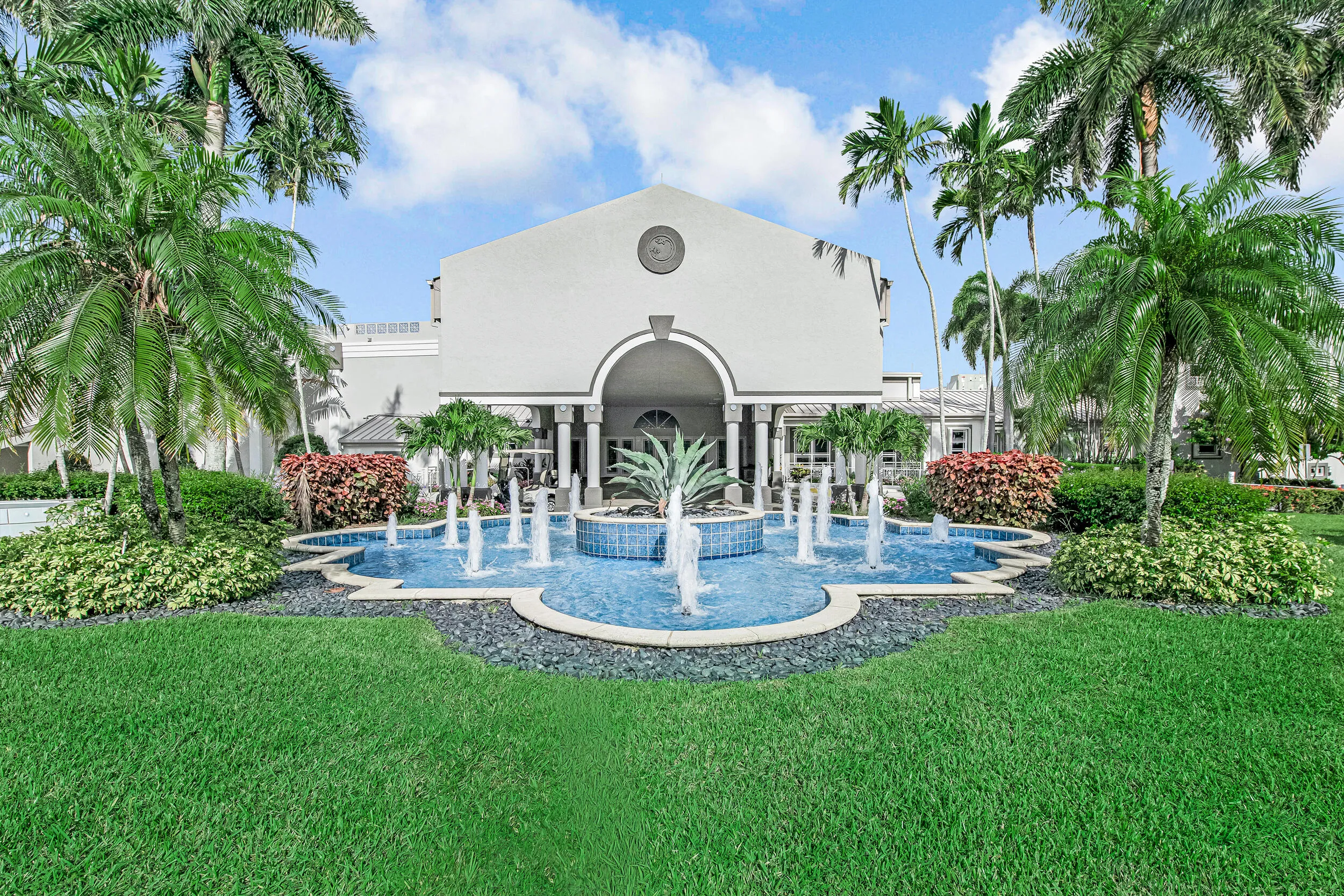 Clubhouse Front