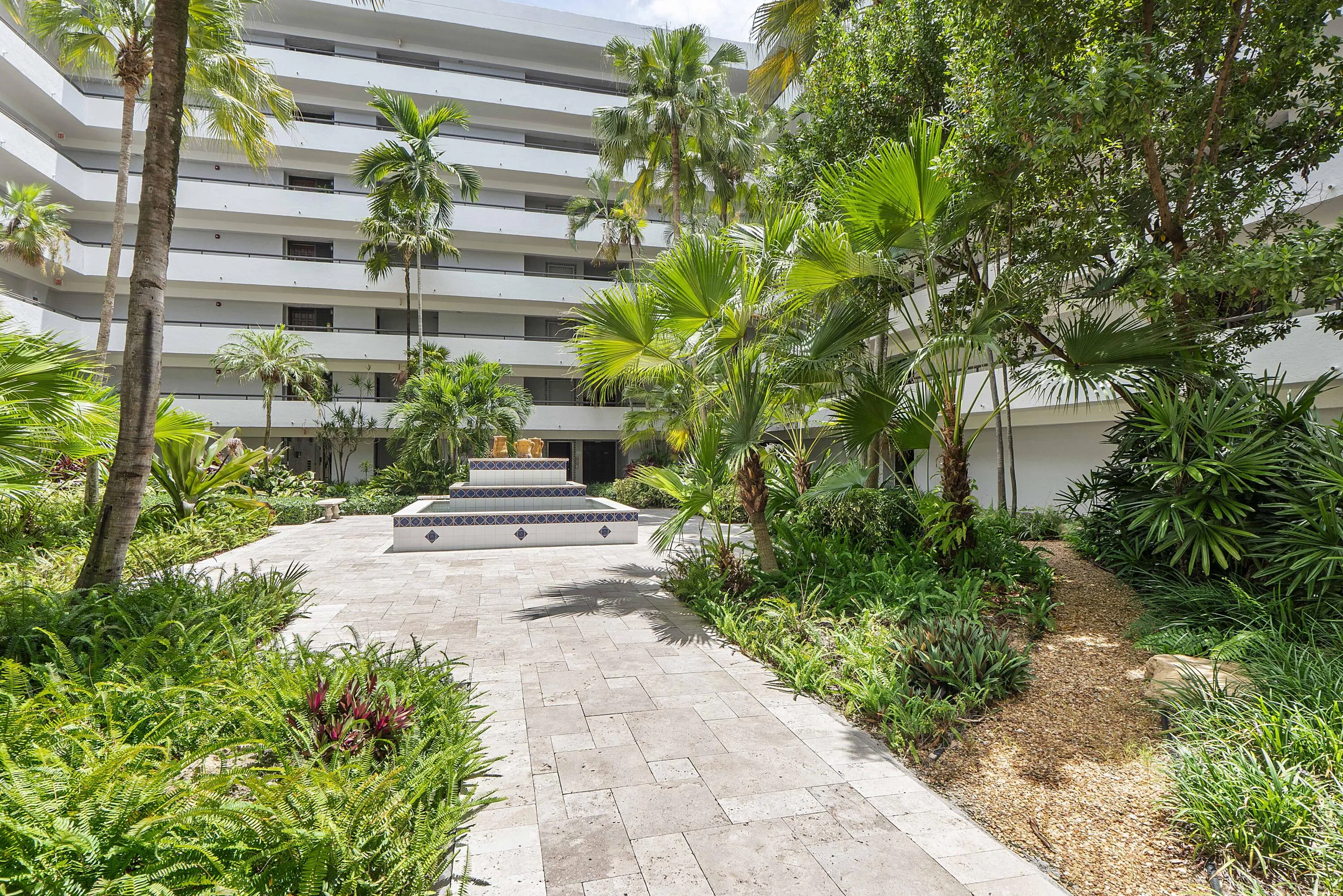 23200 Camino Del Mar u302_072