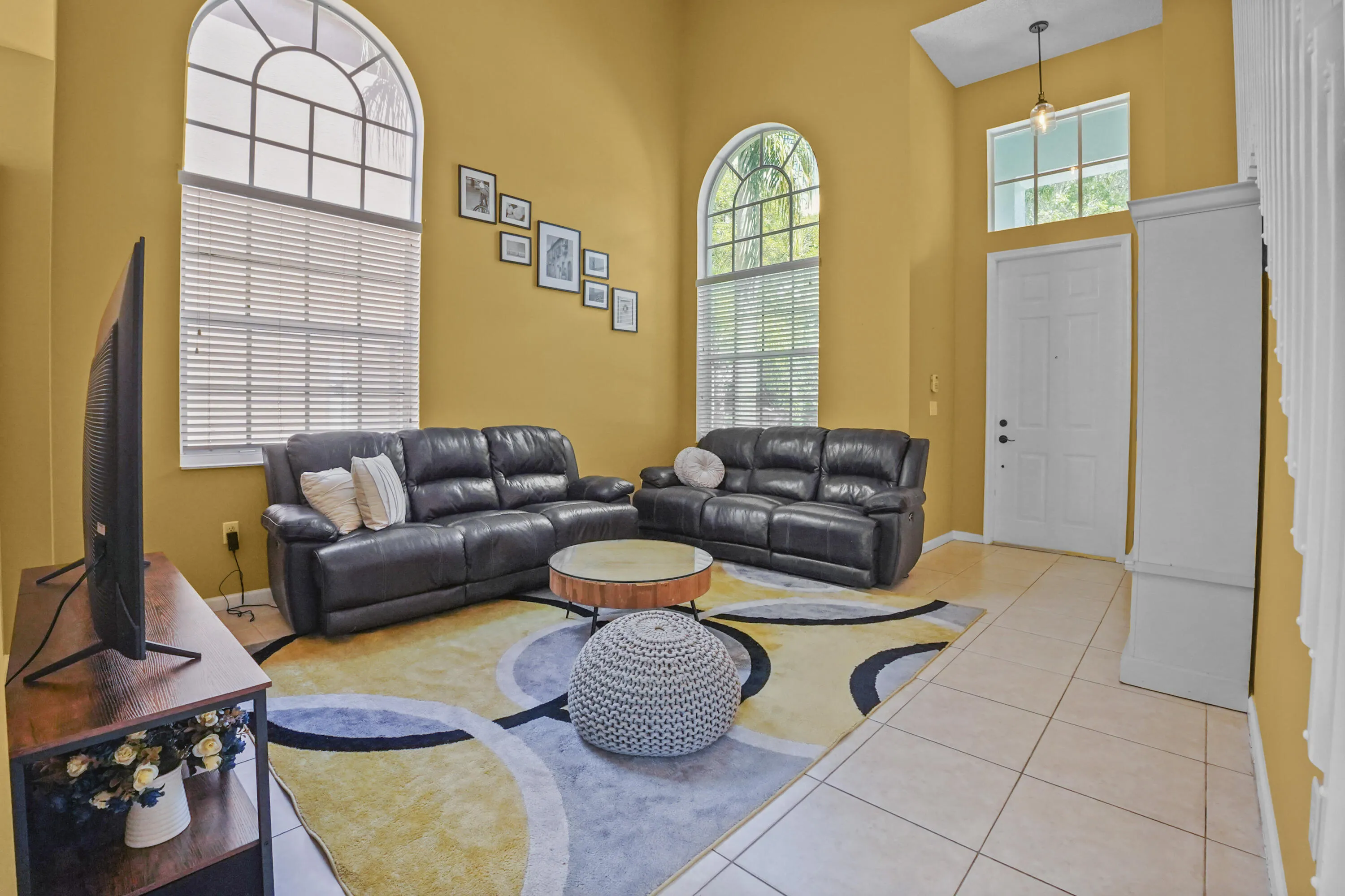 04 Living room 01